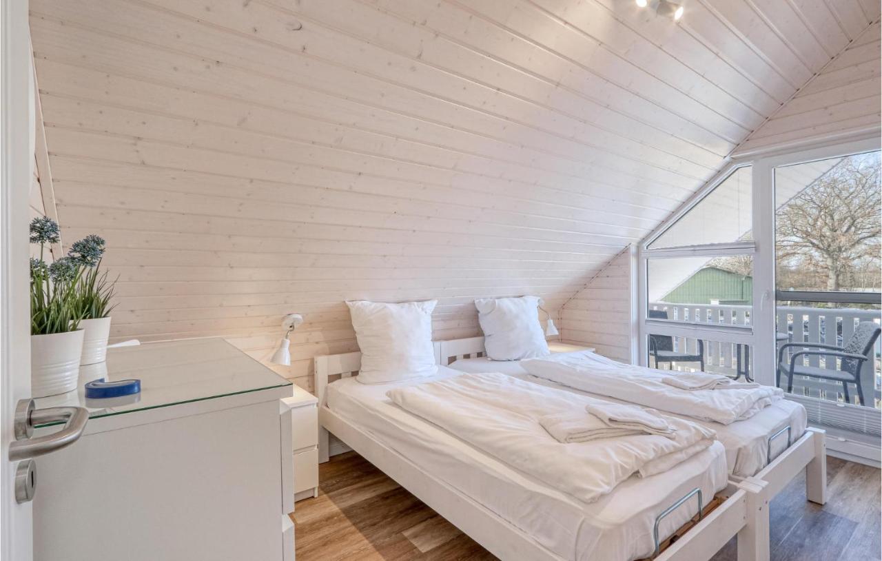 Stunning Home In Krems Ii-Warderbrueck With Sauna Gols Екстериор снимка